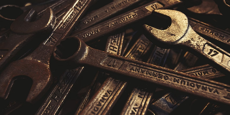 tools being cleaned of rust using an electrolysis tank